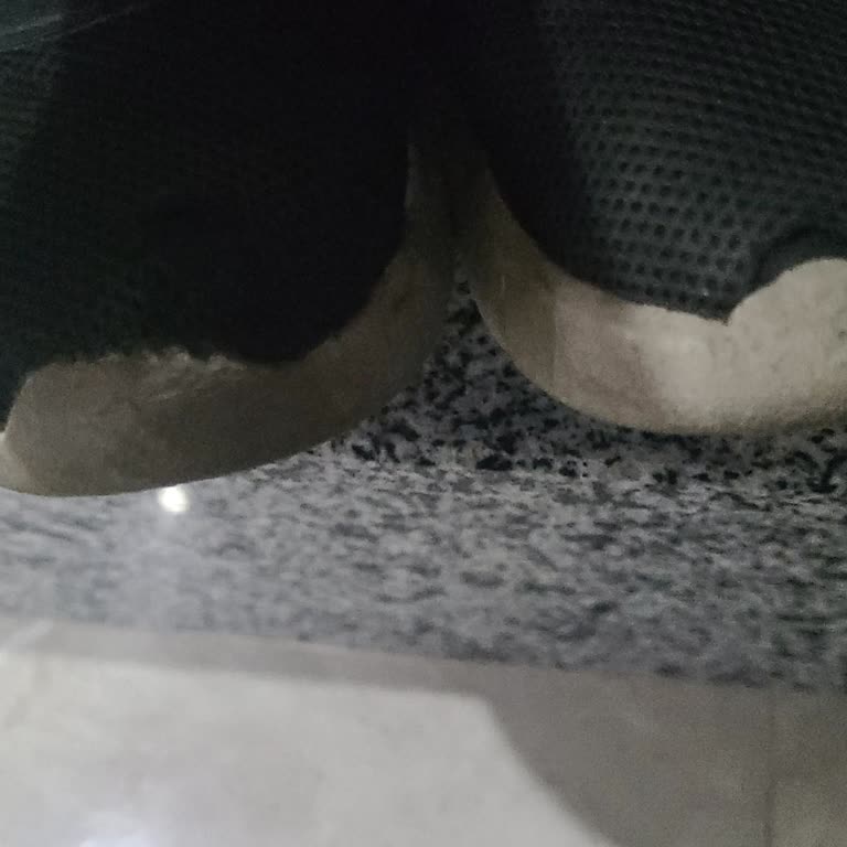 Adidas Ayakkabısında 3 Ayda Deformasyon Ve Mağaza İlgisizliği