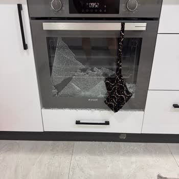 Arçelik Fırının Cam Kapak Patlaması Güvenlik Riski Oluşturdu