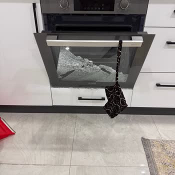 Arçelik Fırının Cam Kapak Patlaması Güvenlik Riski Oluşturdu