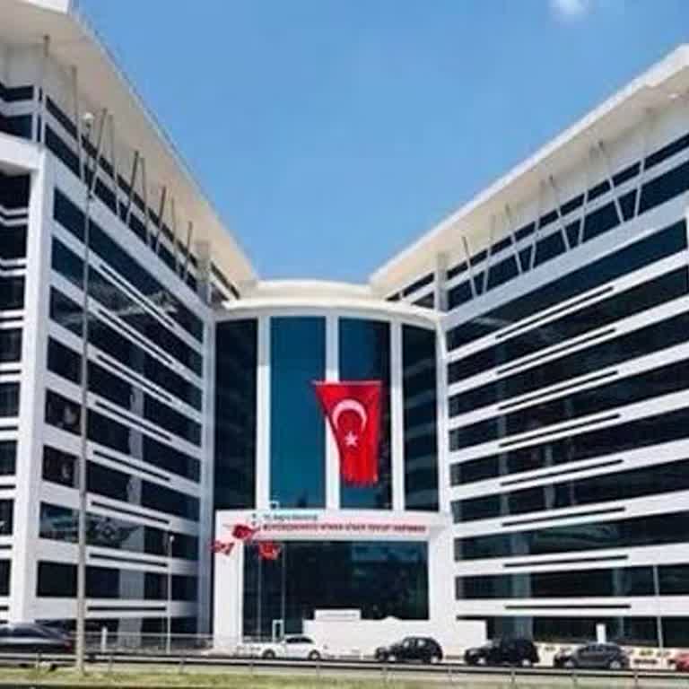 Büyükçekmece Hastanesinde Psikiyatri Kayıt Personelinin Saygısız Ve Alaycı Tutumu