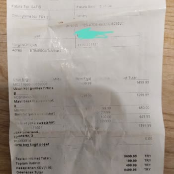 Mavi Gömlekte Hızlı Renk Solması Ve Ücret İadesi Talebi