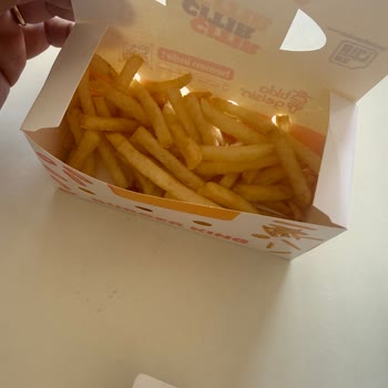 Yemeksepeti Üzerinden Burger King Siparişinde Tırtıklı Patates Eksik Gönderildi, Çözüm Sağlanmadı