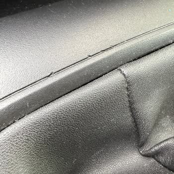 Opel Combo Vites Servisinde Oluşan Plastik Hasarı Ve Tekrarlanan Sorunlar