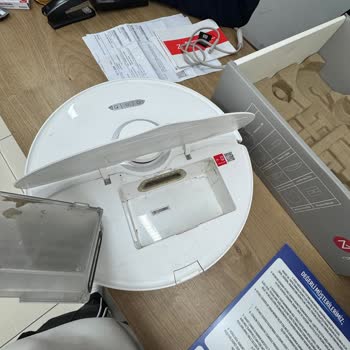 Garanti Süresi Bittiği İddiasıyla Çizik Ve Kirli Halde Dönüşen Roborock S8 Servis Sorunu