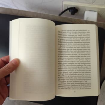 Defolu Kitap İçin Ücretsiz Değişim Ve Kargo Ücretinin Karşılanması Talebi