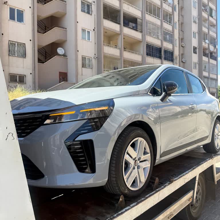 Renault Clio Sıfır Araçta Klima Kompresörü Yanması Ve Diyarbakır Servisinin Telefon Açmaması