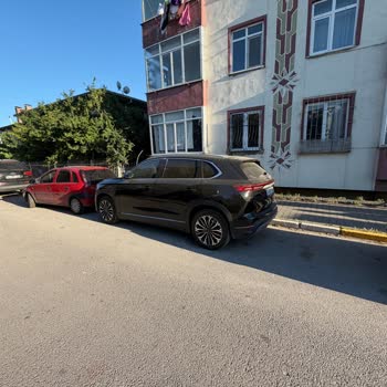Araç 16 Gün Serviste Bırakıldı, Bilgi Eksikliği Ve Çözüm Sunulmadı