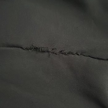 Waw Tesettür'ün Ayıplı Ve Beden Uymayan Abiyesi İçin İade Reddi, Ek Kargo Ücreti Talebi