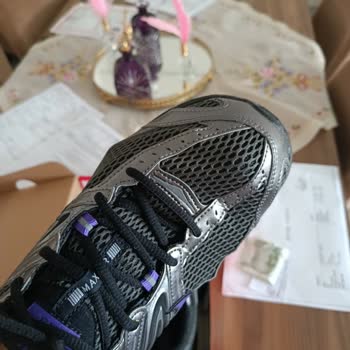 Defolu Sneaks Up Ayakkabısına Kullanıcı Hatası Düşünülerek Değişim Talebi
