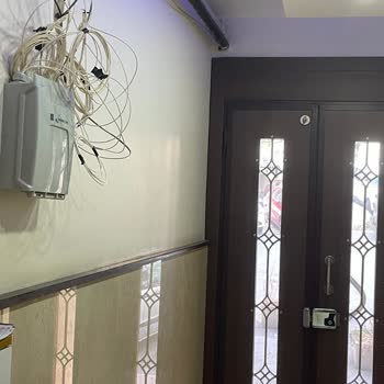 İzinsiz Fiber Kutusu Ve Açık Kablolar Bina Estetiğini Ve Güvenliğini Tehlikeye Atıyor