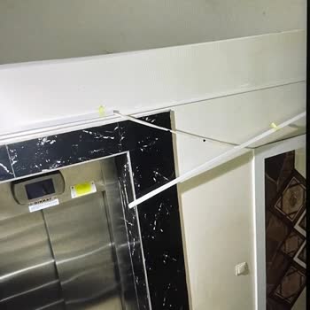 İzinsiz Fiber Kutusu Ve Açık Kablolar Bina Estetiğini Ve Güvenliğini Tehlikeye Atıyor