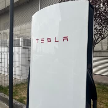 Kentpark Tesla Şarj İstasyonunda Tüm Üniteler Çalışmıyor