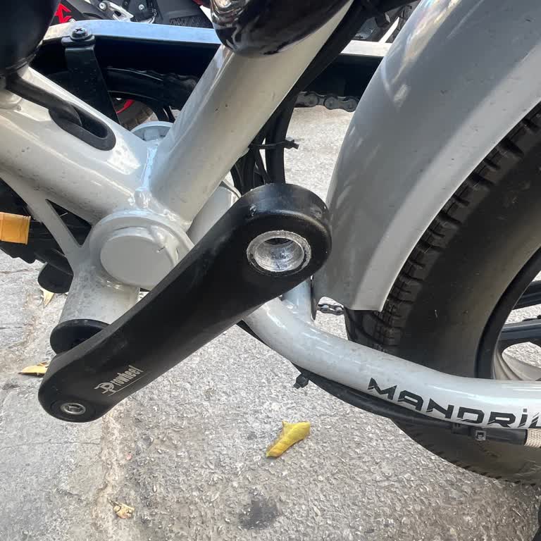 Garanti Onaylı Pedal Kolunun Değişimi İçin Uzayan Süre Ve Müşteri Hizmetleri Sorunu