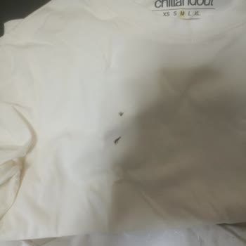 Hasarlı T-Shirt Ve Cevapsız İade Talebi