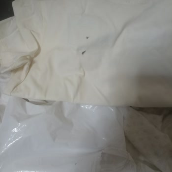 Hasarlı T-Shirt Ve Cevapsız İade Talebi