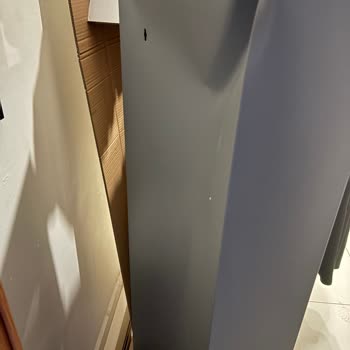 Kuryenin Kapıya Bırakması Ve Hasarlı Ayakkabılık Üzerine Sorumluluk Reddi