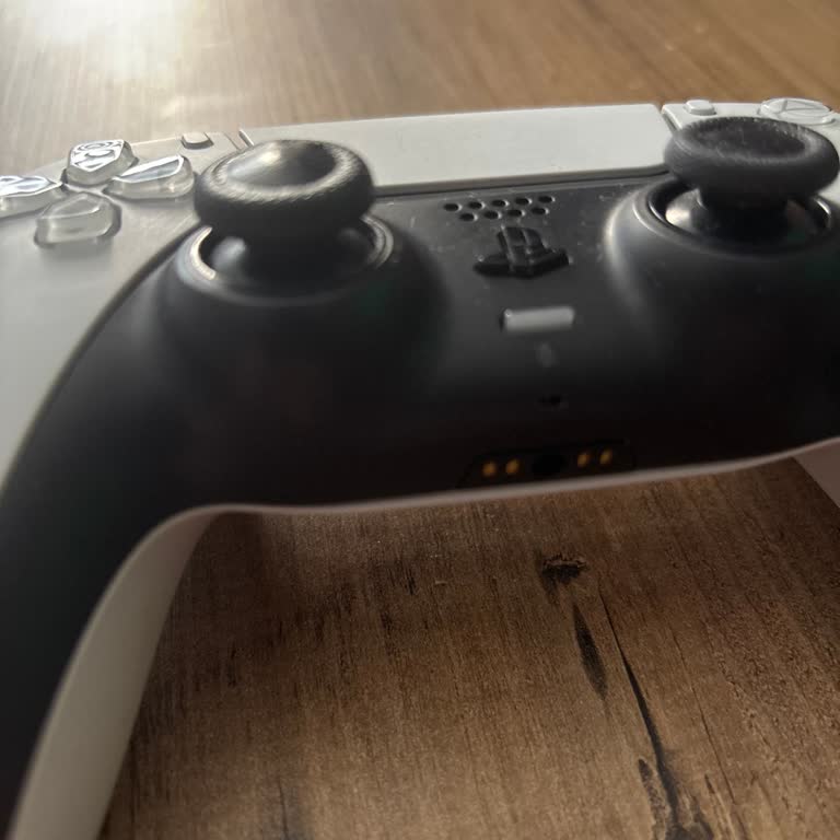 Garantili Ps5 Çift Kol Paketi Arızası, Amazon Ve Bilkom'dan Cevapsızlık