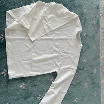 Ekru Süprem Basic Body Ürününde Delik Şikayeti Ve Değişim Talebi