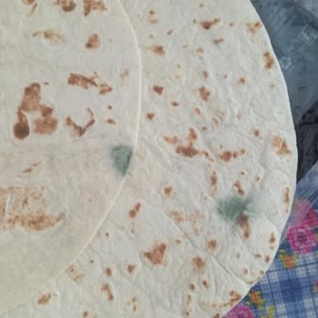 BİM Şubesinde Küflü Lavaş Tortilla Ürününde Sağlık Endişesi Ve İade Talebi