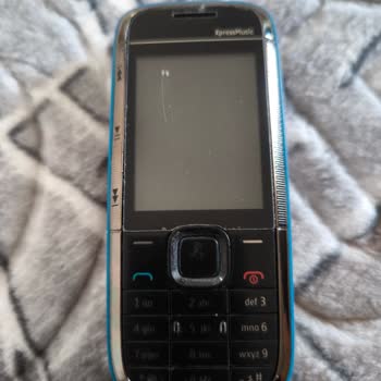 Pazarama’da Sıfır Görünen Telefon Kullanılmış, Satıcı Umursamaz