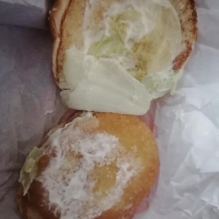 Burger King Hamburgerinde Malzeme Eksikliği Ve Ezilmiş Ekmek Nedeniyle Ücret İadesi Talebi