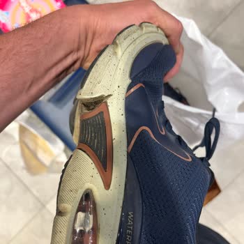 Skechers Ayakkabısının Kısa Sürede Deforme Olması Ve Cevapsız Servis