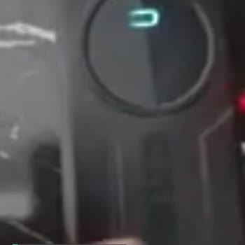 Robo Güç Kaynağı Şarja Takıyorum Şarj Oluyor Görünüyor 6 Saattir Bu Şekilde