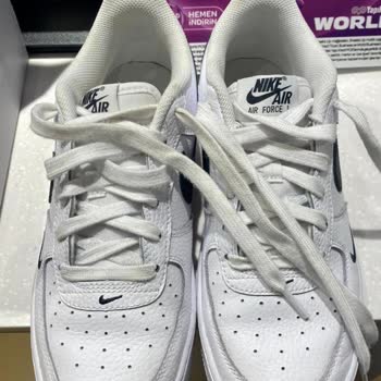 Ayıplı Nike Air Force 1 İadesi Reddedildi, Çalışanların Umursamaz Tutumu
