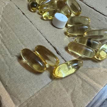 Üç Kez Patlak Kapsüllerle Gelen Omega-3 Siparişleri