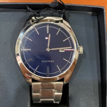 Tommy Hilfiger Saatinde Takvim Deformasyonu Ve Ayar Sorunu Hemen Değişim Talebi