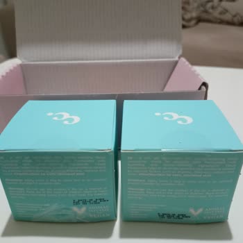 Cream Co. Kutuda Tek Kullanımlık Promosyon Çıkması