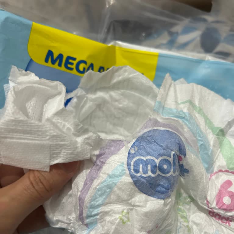 Molfix Bebek Bezinde Yırtık: Hijyen Ve Güvenlik Endişesi