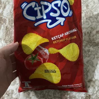 Paket Sonunda Yanmış Kara Cips: Gıda Güvenliği Endişesi
