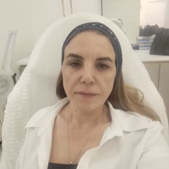 Estetik Yüz Germe İşleminde Yaşanan Mağduriyet ve Uyarı