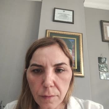 Estetik Yüz Germe İşleminde Yaşanan Mağduriyet ve Uyarı