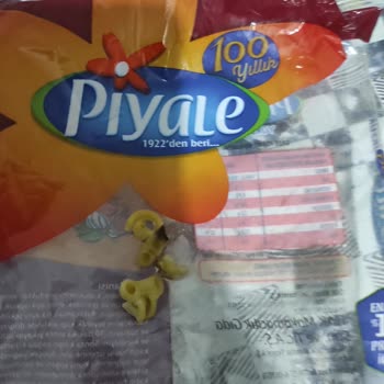 Piyale Yüksük Makarna’da Çocuklar İçin Tehlikeli Siyah Cisimler
