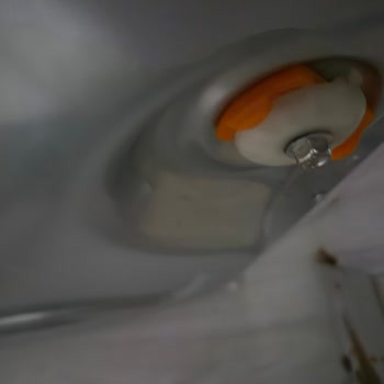 Yetkili Servisin Hatalı Kurulumu Çamaşır Makinesine Zarar Verdi