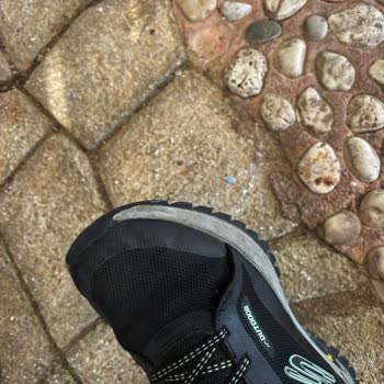 Skechers Ayakkabısında Kısa Sürede Yırtılma Ve Üretim Hatası Reddi