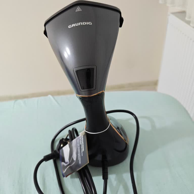 Grundig Buharlı Kırışıklık Giderici Sürekli Tak Tak Sesi Ve Arıza Şikayeti
