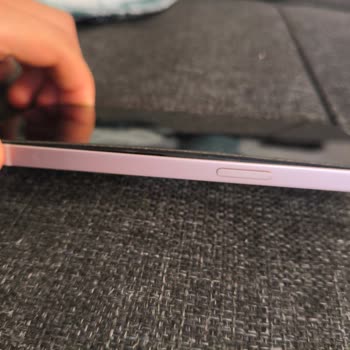 İPhone 13 Batarya Şişmesi Güvenlik Riski Ve Ücretsiz Değişim Talebi