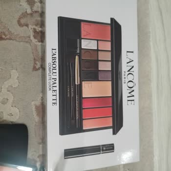 Lancôme Setinde Maskara Eksik, Gönderilmesi Talep Ediliyor