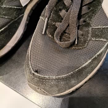 Hummel Ayakkabısının Kısa Sürede Delinmesi Ve Kullanıcı Hatası İddiası