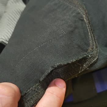 Canik Store’da Pantolon Cebindeki Yırtık Ve Müşteri Hizmetlerinde Saygısız Davranış
