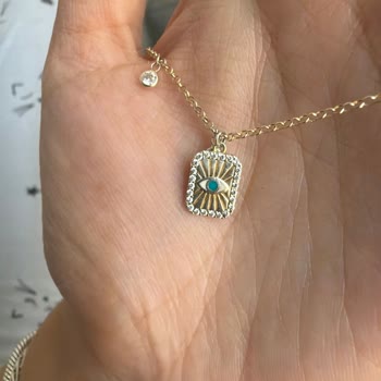 Kaplaması 2 Ayda Aşınarak Beyazlanan Kolyeye İade Talebi