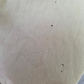 Arçelik Çamaşır Makinesinde Oluşan Kuş Gözü Deliklerinden Dolayı Garanti İadesi Talebi
