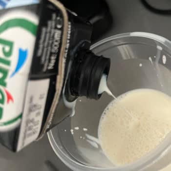 Ambalaj Kaçağı Nedeniyle Süt Dökülmesi Ve Çocuk Sağlığı Riski