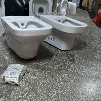 Ustanın Kırdığı Klozet Ve Defolu Ürünler Nedeniyle Yaşadığım Mağduriyet