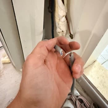 Kablonun Kesilmesi Ve Sorumsuz Cevap Üzerine 2500 TL İade İsteği
