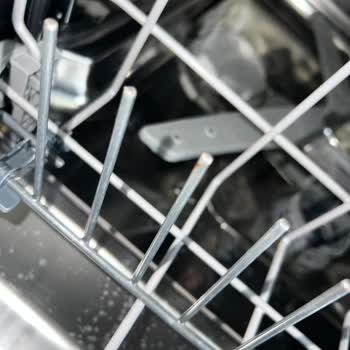 Arçelik Bulaşık Makinesindeki Kalıcı Paslanma Sorunu Ve Değişim İsteği