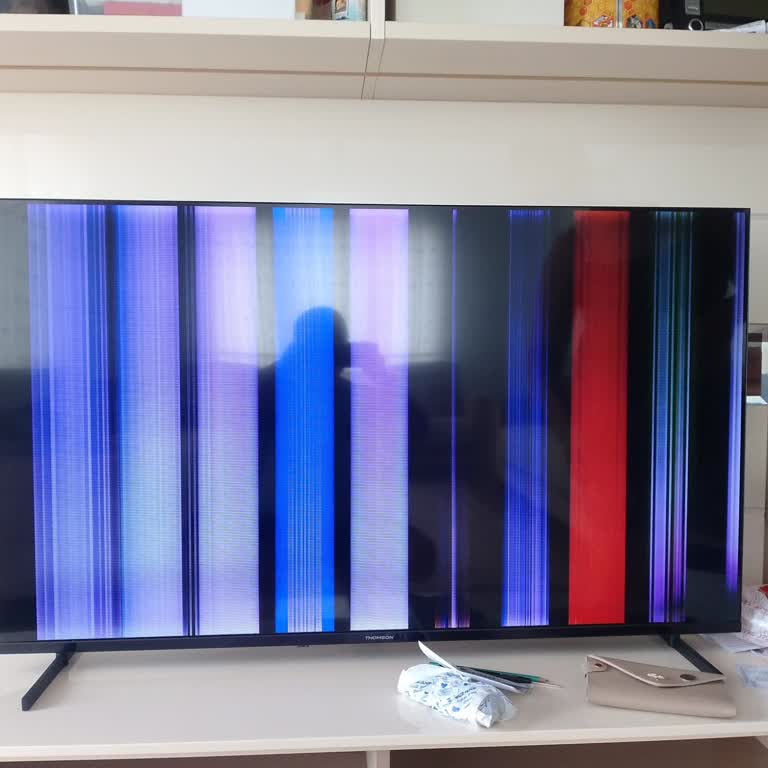 Media Markt'tan Alınan Thomson Televizyonunun Aniden Görüntü Ve Ses Kaybı Ve Para İadesi Talebi
